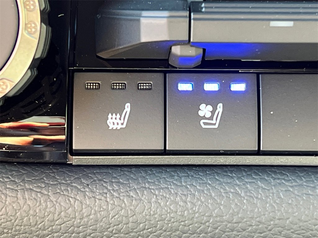 New 2026 Toyota Tundra Limited image 30