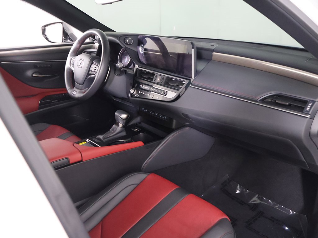 Used 2024 Lexus ES 350 F Sport w/ Technology Package image 30
