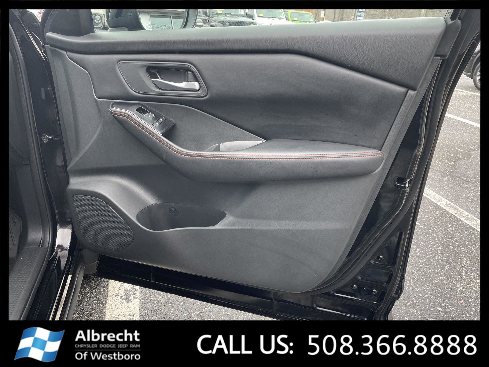 Used 2025 Nissan Rogue SV w/ Rock Creek Premium Package AWD/4WD image 22