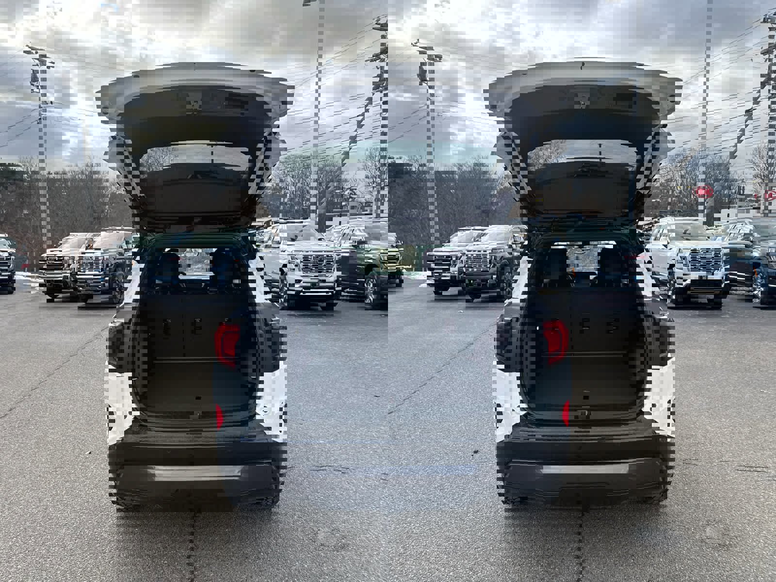 New 2026 GMC Terrain AT4 w/ Technology Package II image 11