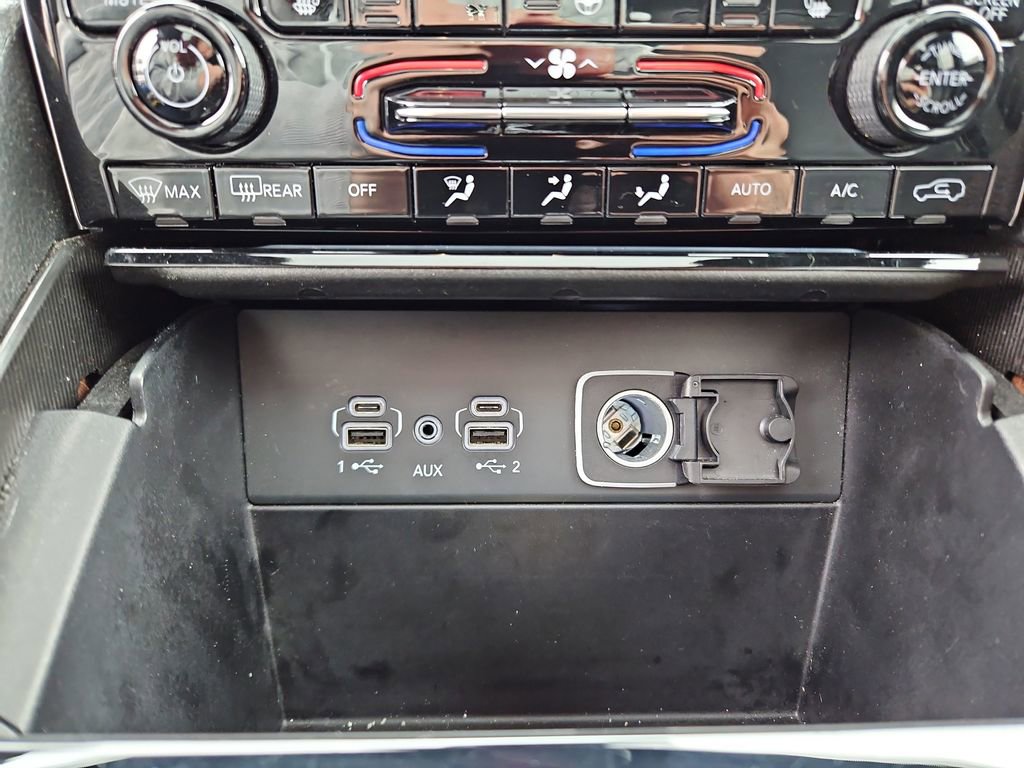 Used 2024 Jeep Grand Cherokee Limited 4xe image 21