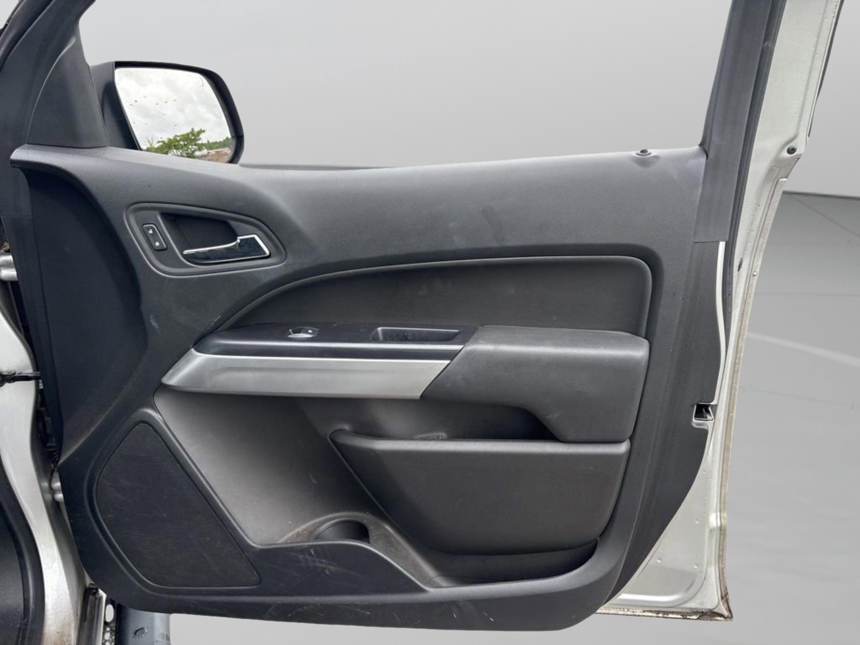 Used 2020 Chevrolet Colorado LT AWD/4WD image 31