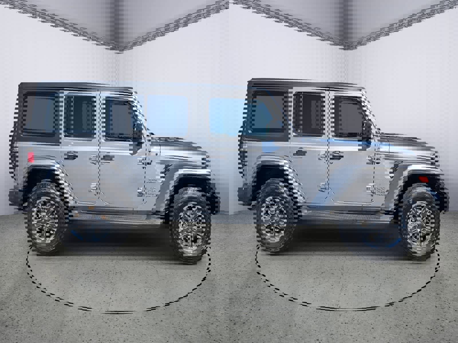 Used 2019 Jeep Wrangler Unlimited Sahara image 2