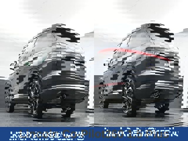 Used 2023 Lincoln Aviator Reserve w/ Equipment Group 201A image 32