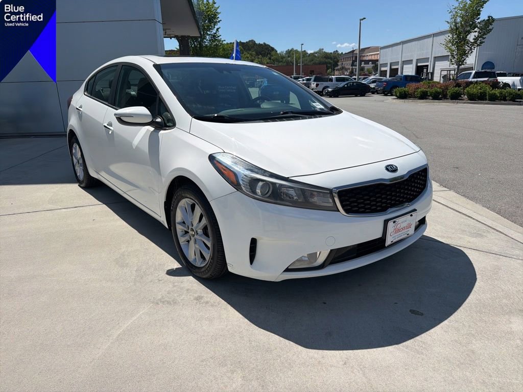 Used 2017 Kia Forte S w/ Option Group 040 FWD image 1