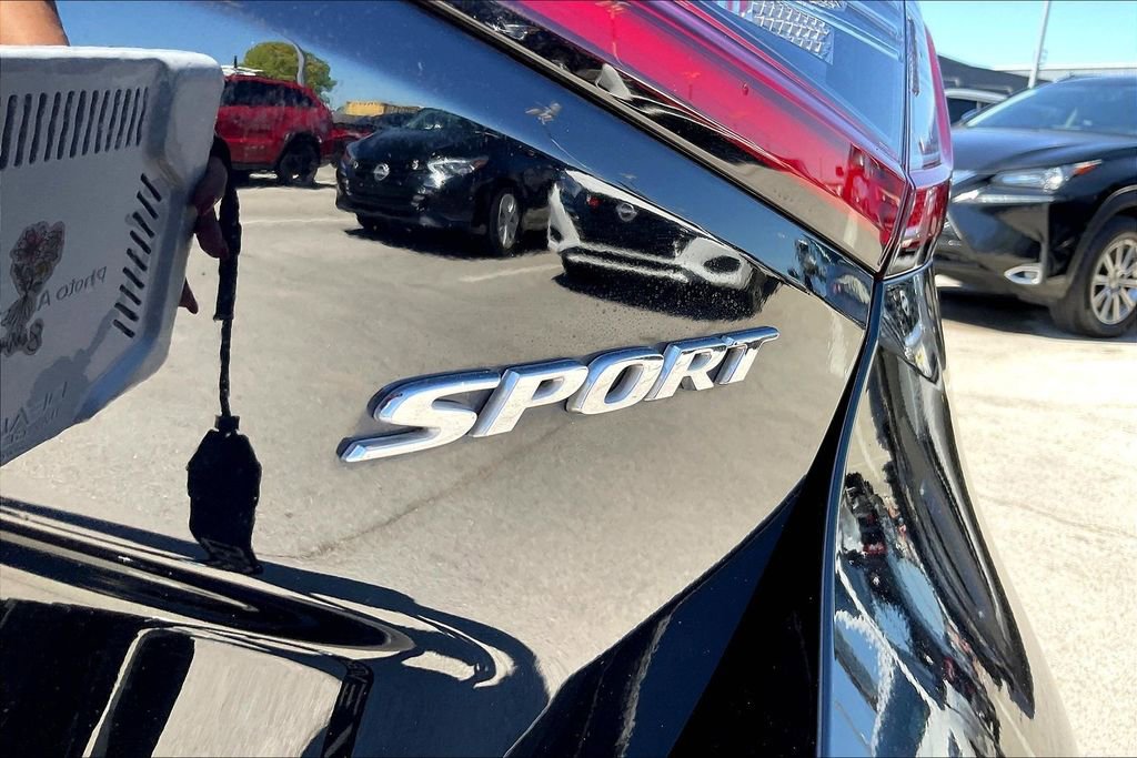Used 2023 Honda Civic Sport image 40