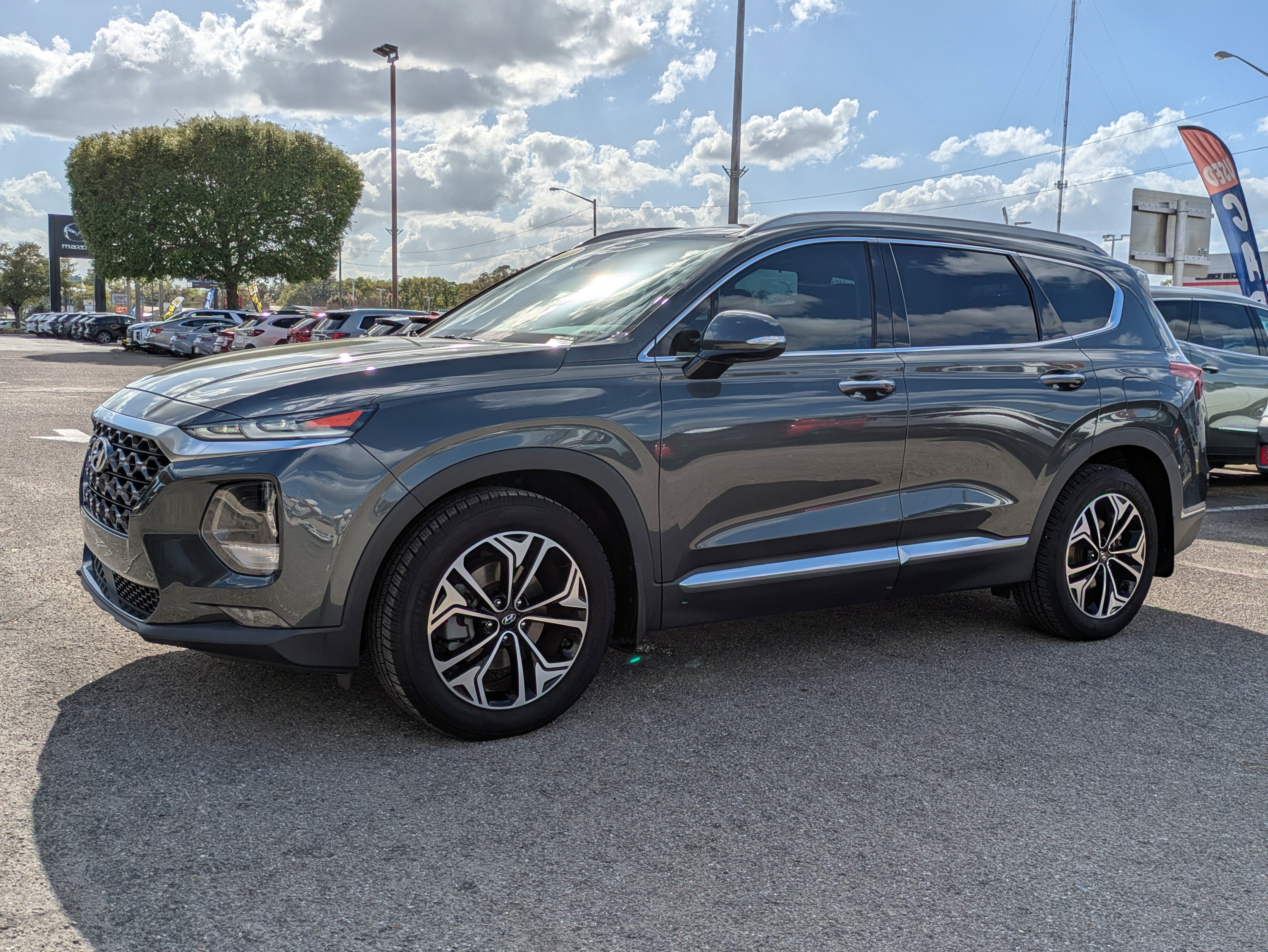 Used 2020 Hyundai Santa Fe SEL image 8
