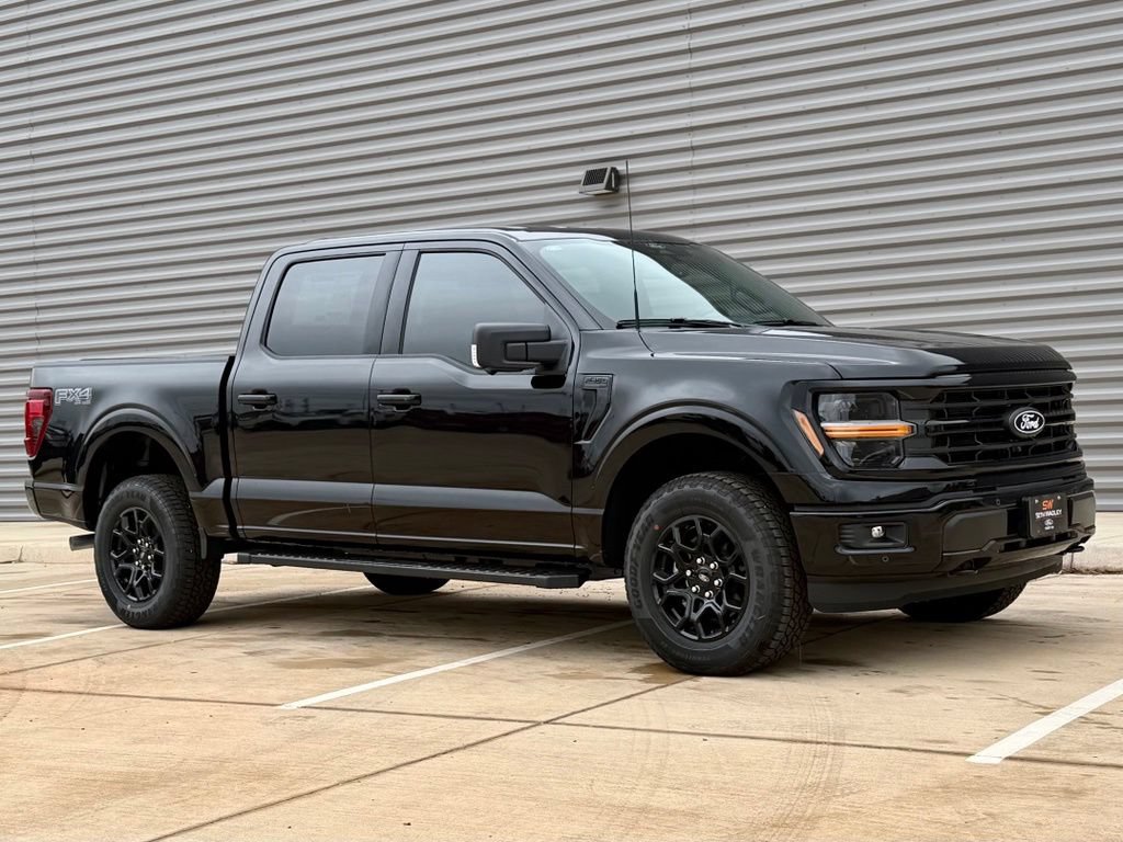 New 2026 Ford F150 XLT w/ Equipment Group 302A MID