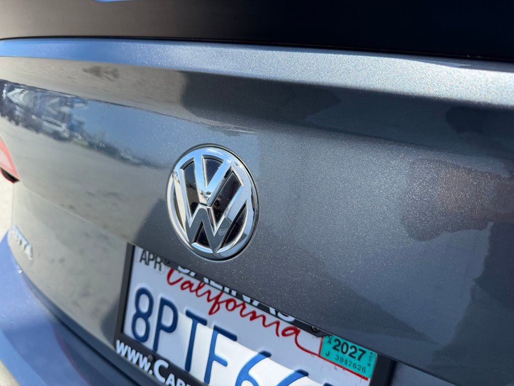Used 2019 Volkswagen Jetta R-Line FWD image 10
