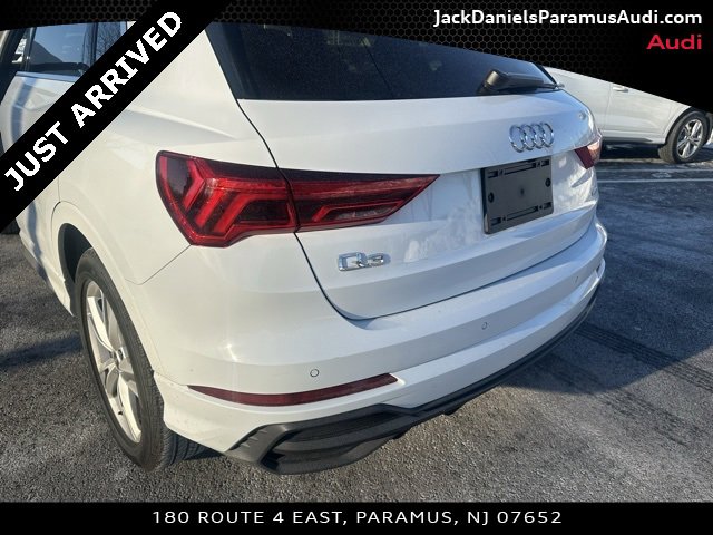 Used 2023 Audi Q3 2.0T Premium Plus w/ Premium Plus Package image 9