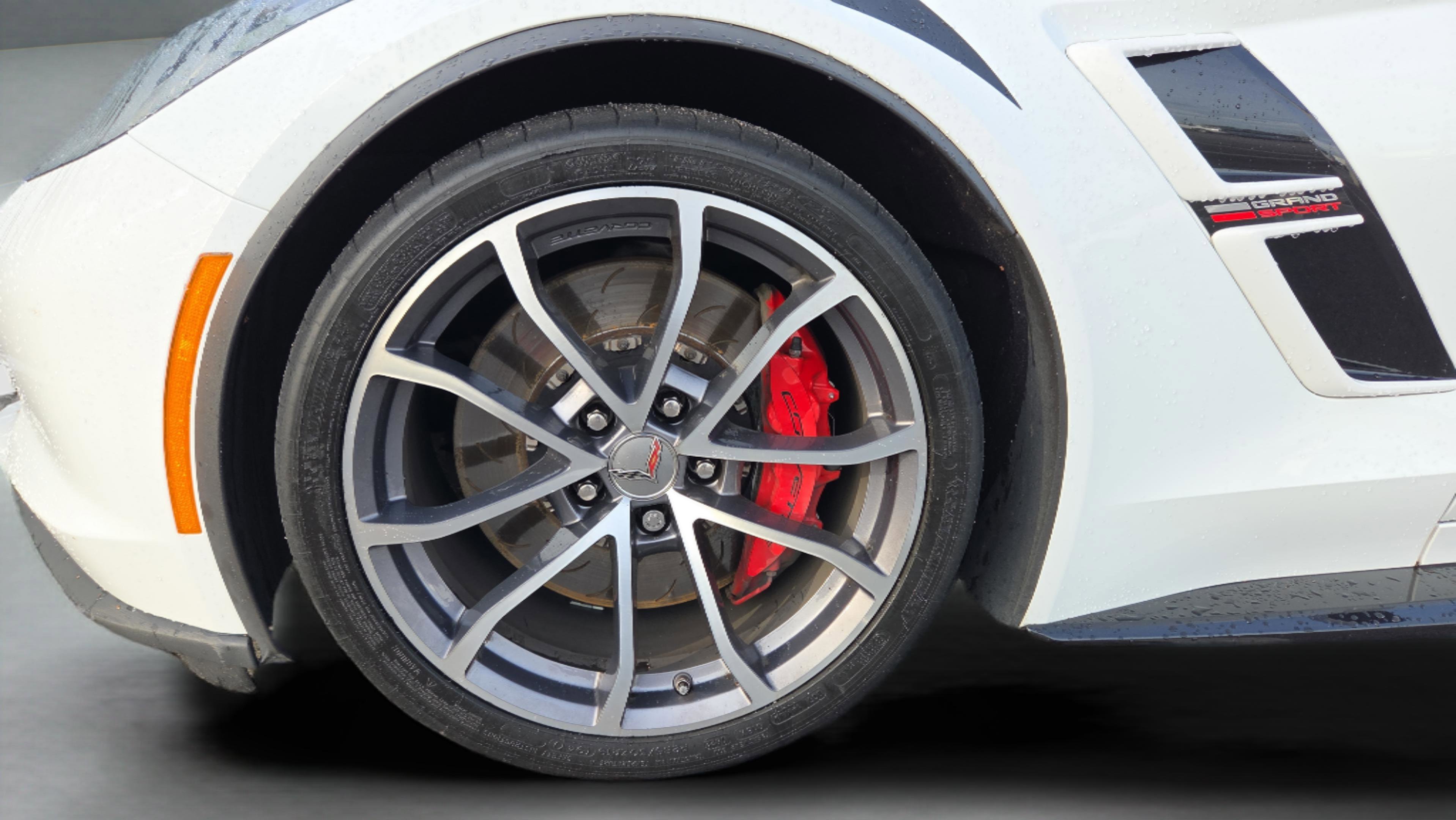 Used 2019 Chevrolet Corvette Grand Sport image 9