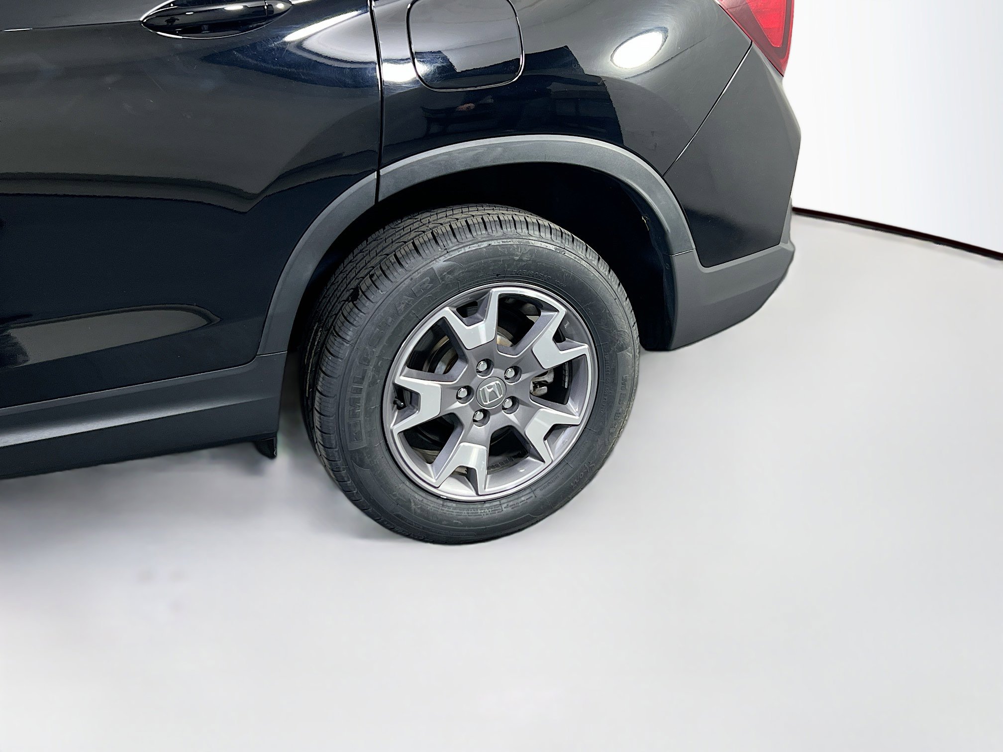 Used 2022 Honda Passport TrailSport image 31