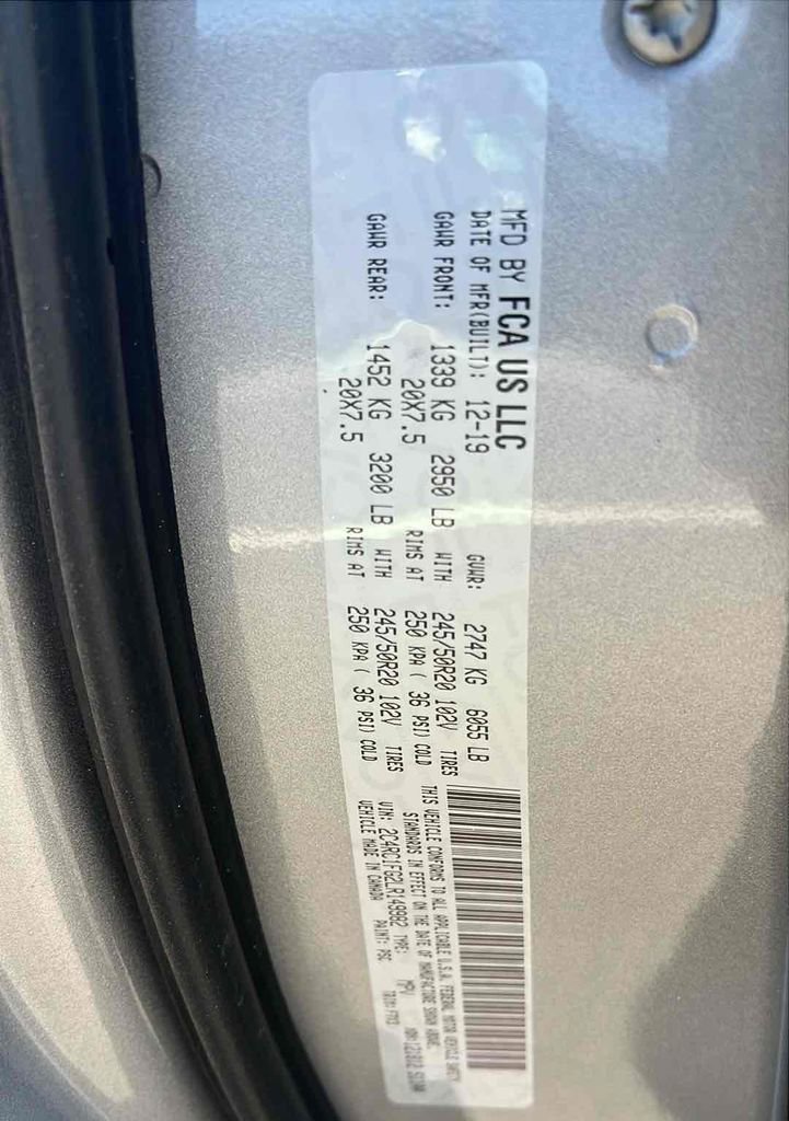 Used 2020 Chrysler Pacifica Touring w/ S Appearance Package image 12