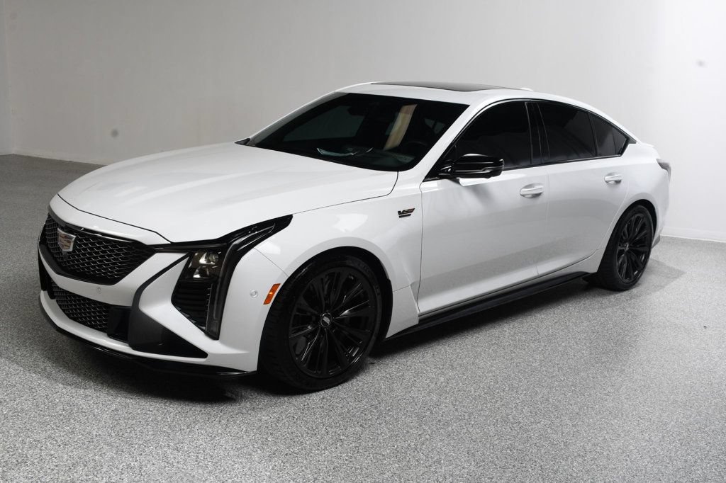 Used 2026 Cadillac CT5 V Blackwing w/ Super Cruise 1 Package RWD image 2