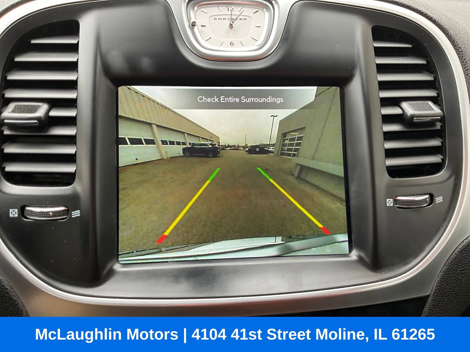 Used 2021 Chrysler 300 Touring L image 6