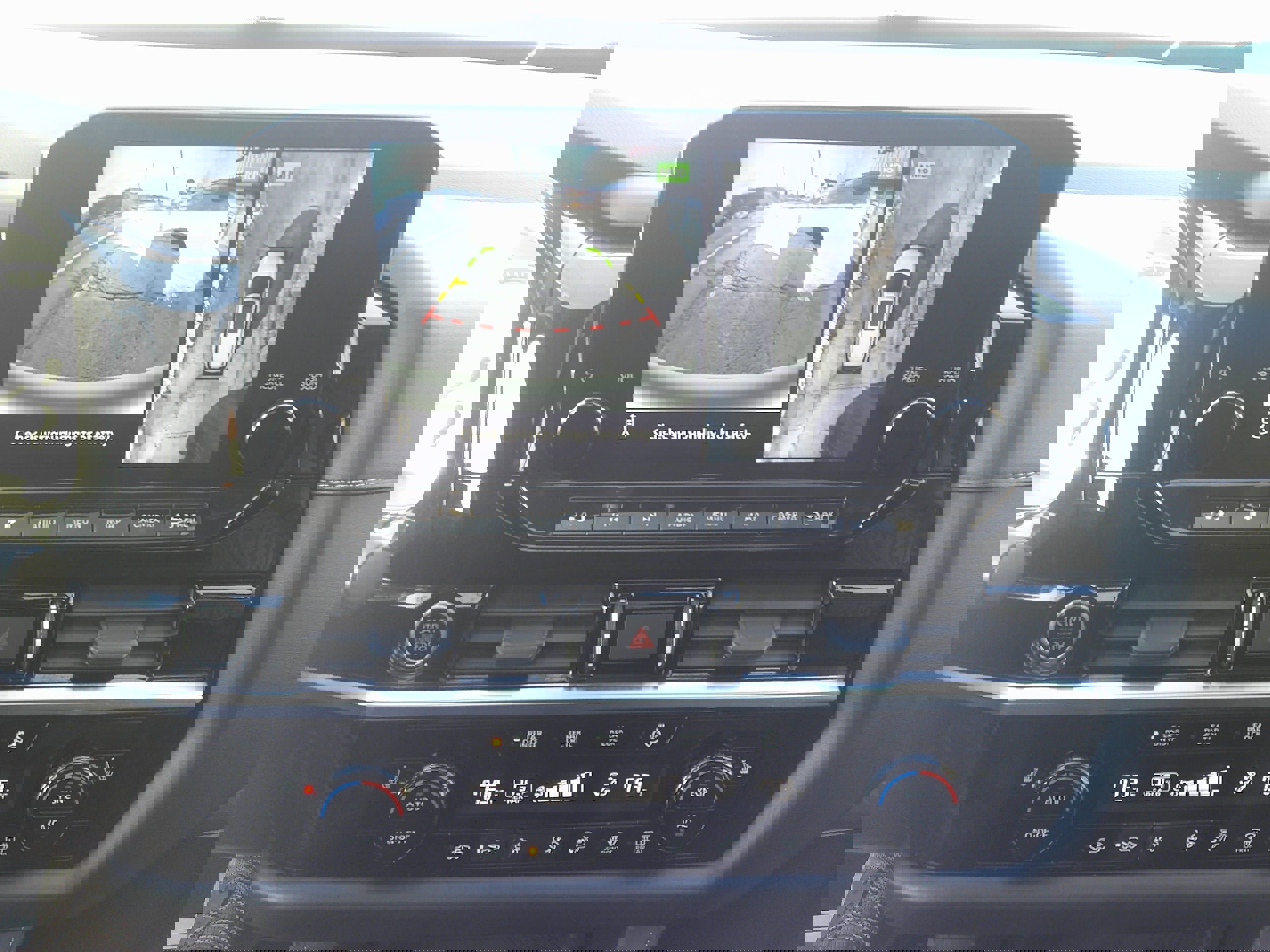 Used 2023 Nissan Pathfinder SL w/ SL Premium Package image 32