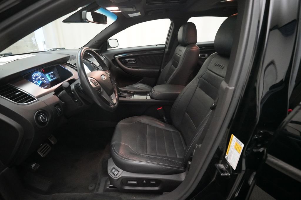 Used 2017 Ford Taurus SHO AWD/4WD image 7