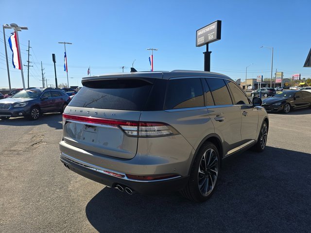 Used 2023 Lincoln Aviator Reserve w/ Equipment Group 201A image 4