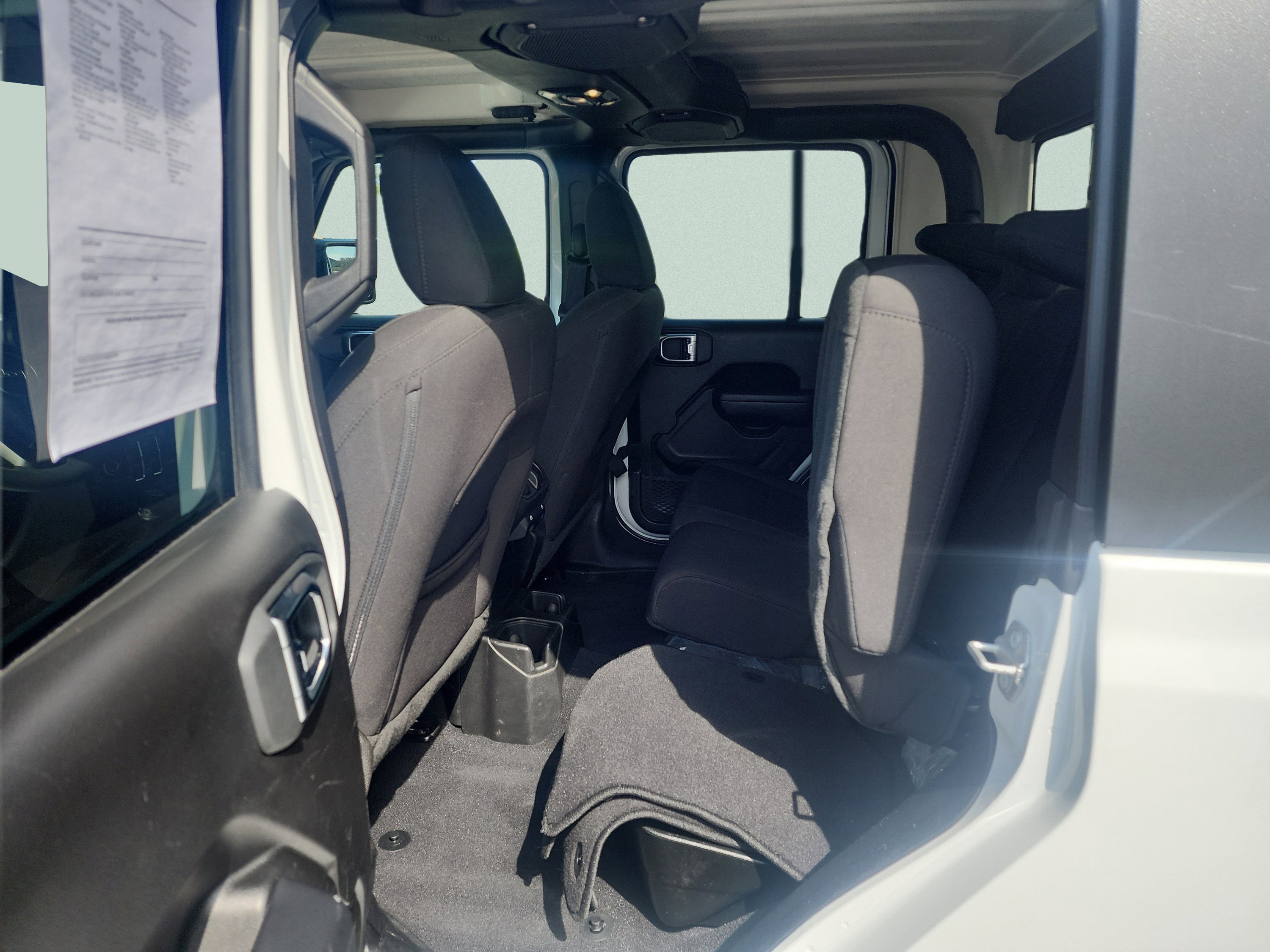 Used 2023 Jeep Gladiator Sport image 12