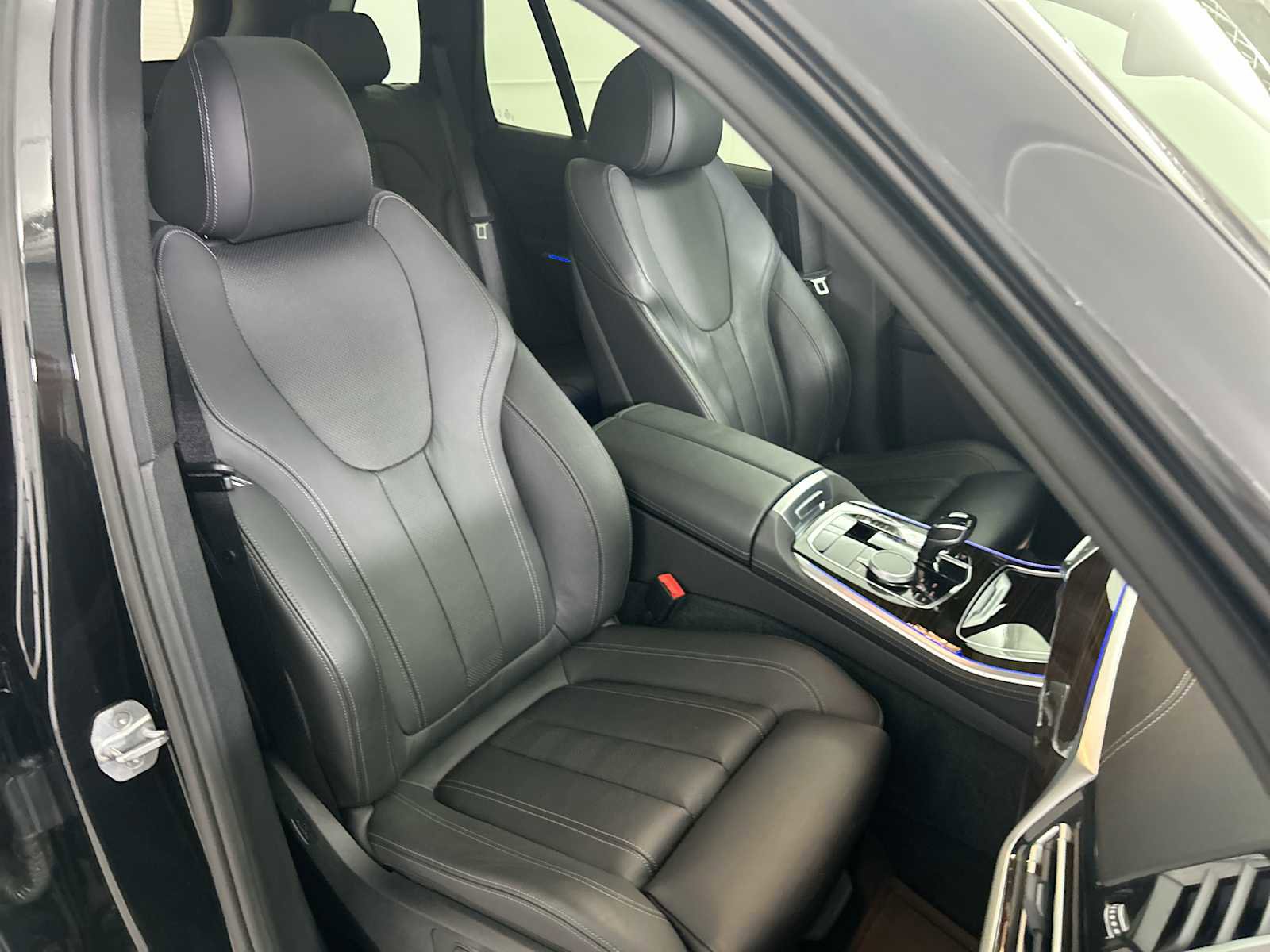 Used 2019 BMW X5 xDrive40i w/ Premium Package 2 image 26