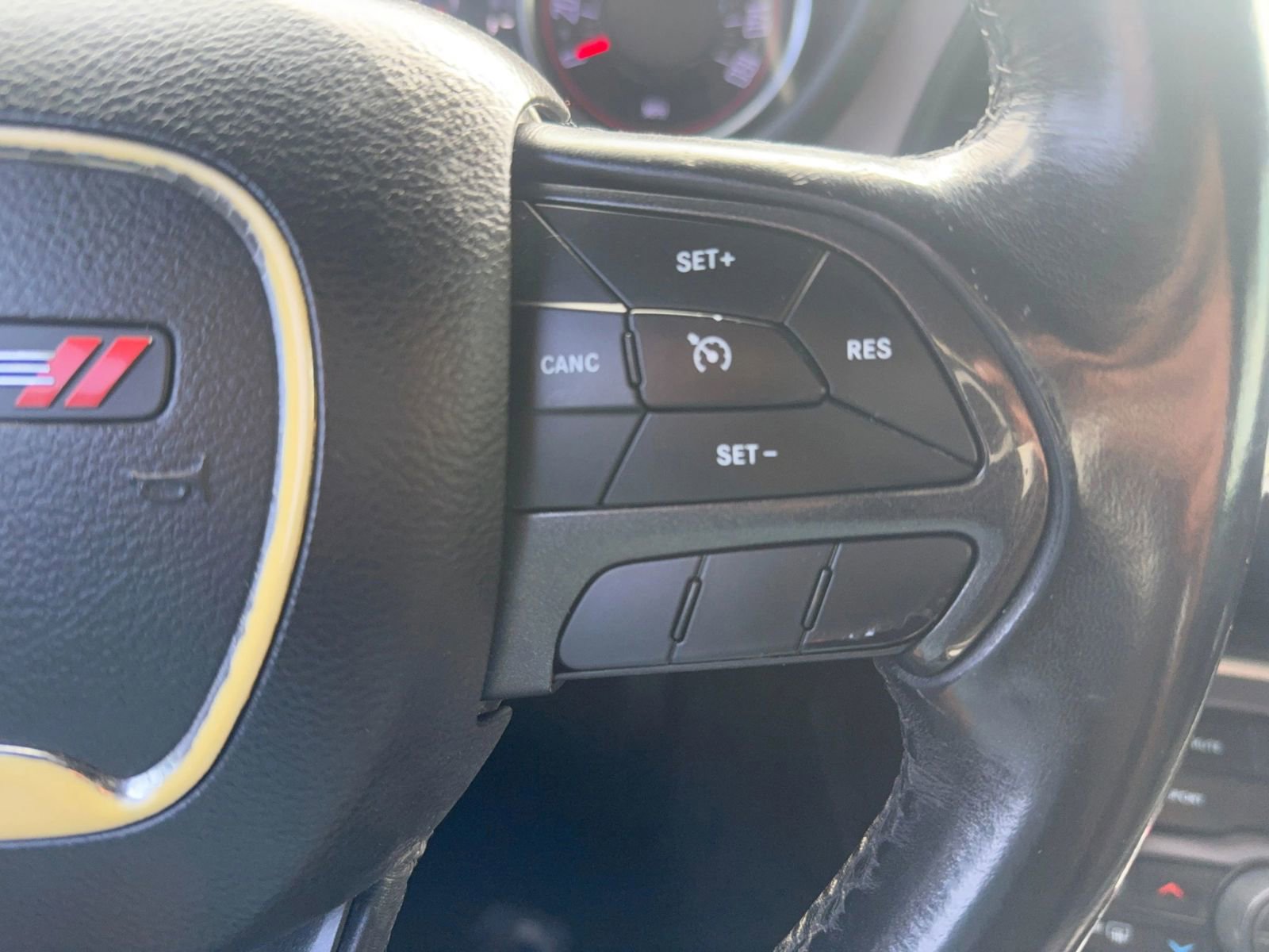 Used 2019 Dodge Challenger SXT image 27