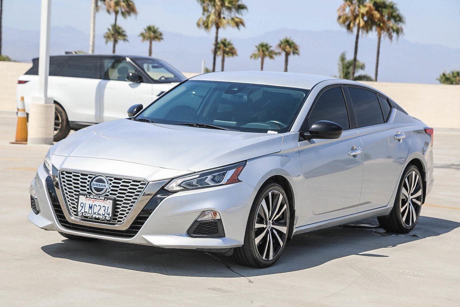 Used 2021 Nissan Altima 2.5 SR FWD image 3