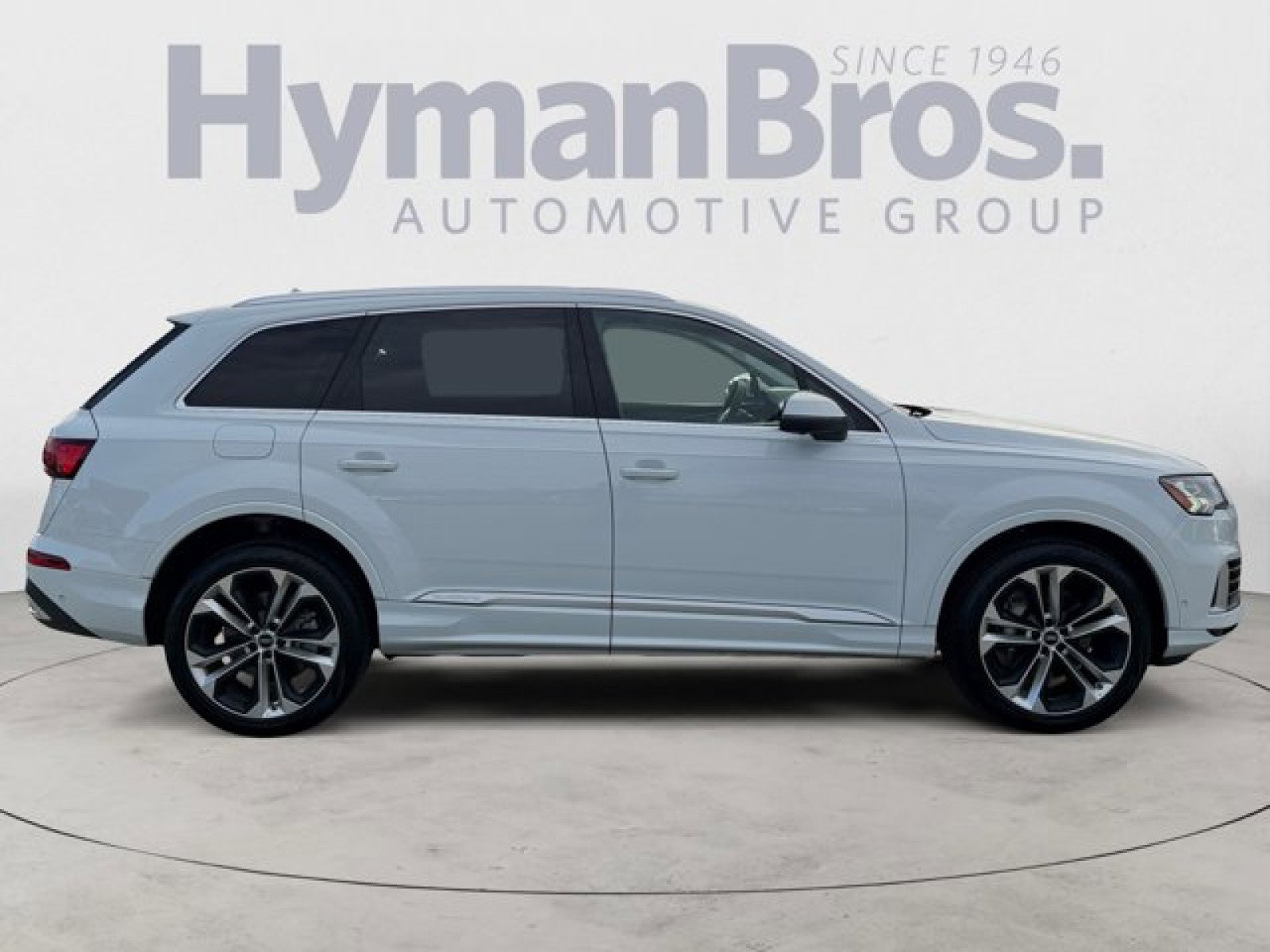 Used 2023 Audi Q7 3.0T Prestige image 2