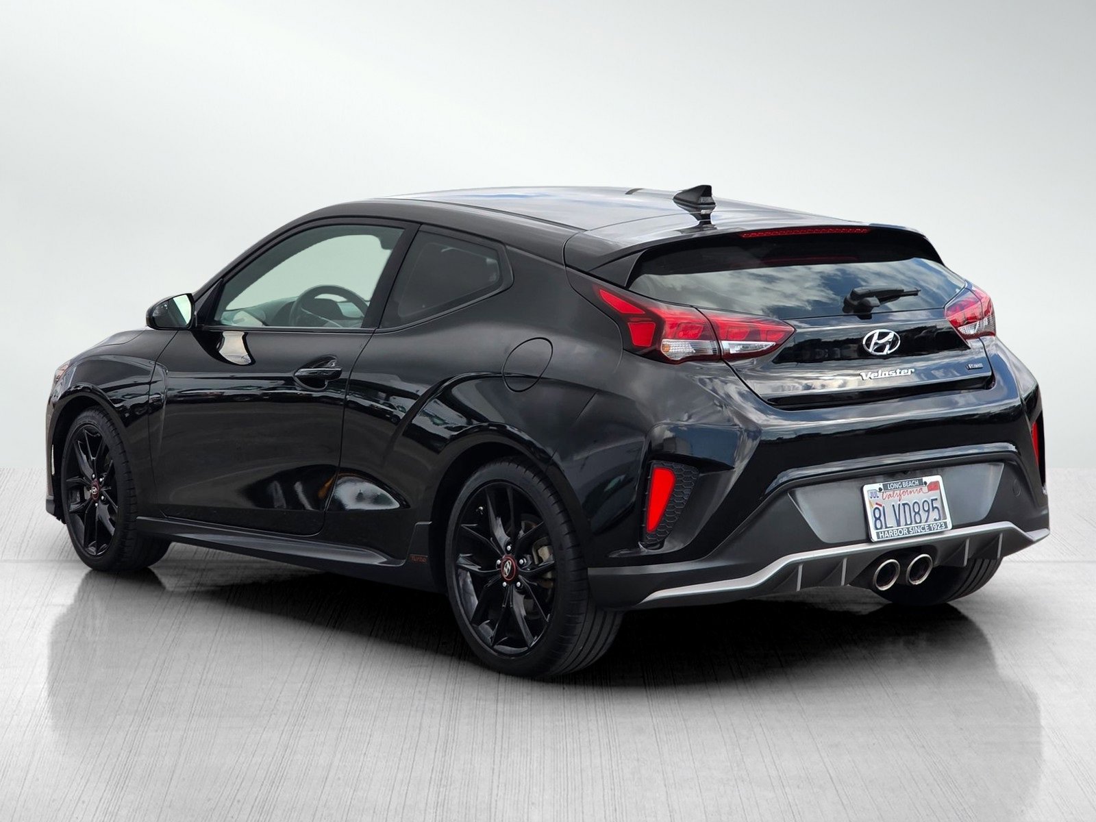 Used 2019 Hyundai Veloster Turbo R-Spec image 5