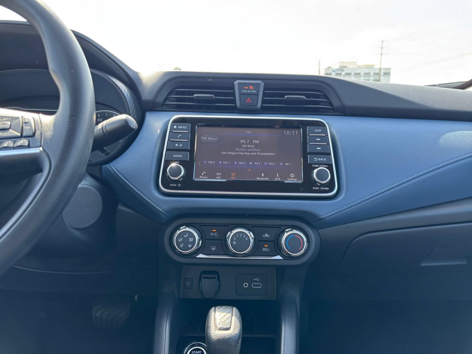 Used 2025 Nissan Versa SV FWD image 16