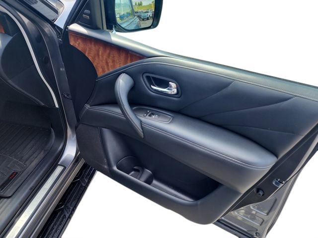 Used 2016 INFINITI QX80 Limited AWD/4WD image 12