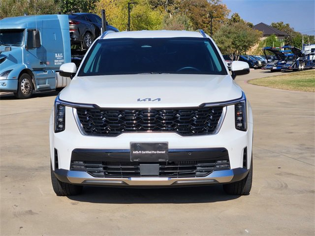 Certified 2025 Kia Sorento EX image 2