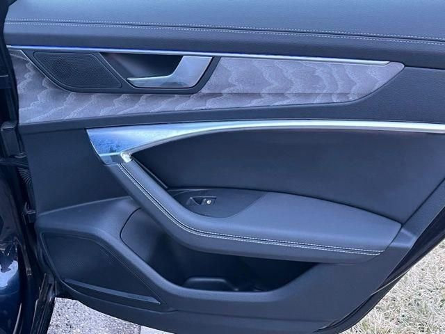 Used 2024 Audi A6 Premium Plus image 28