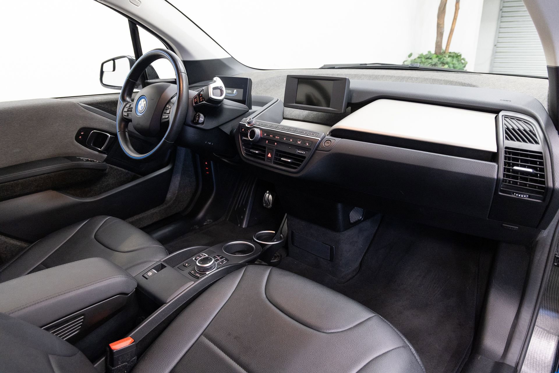 Used 2018 BMW i3 w/ Range Extender image 13