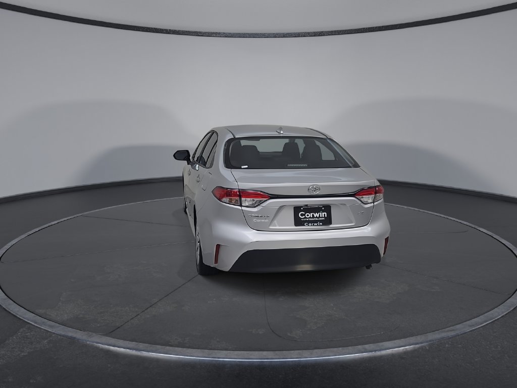 Used 2025 Toyota Corolla LE FWD image 14
