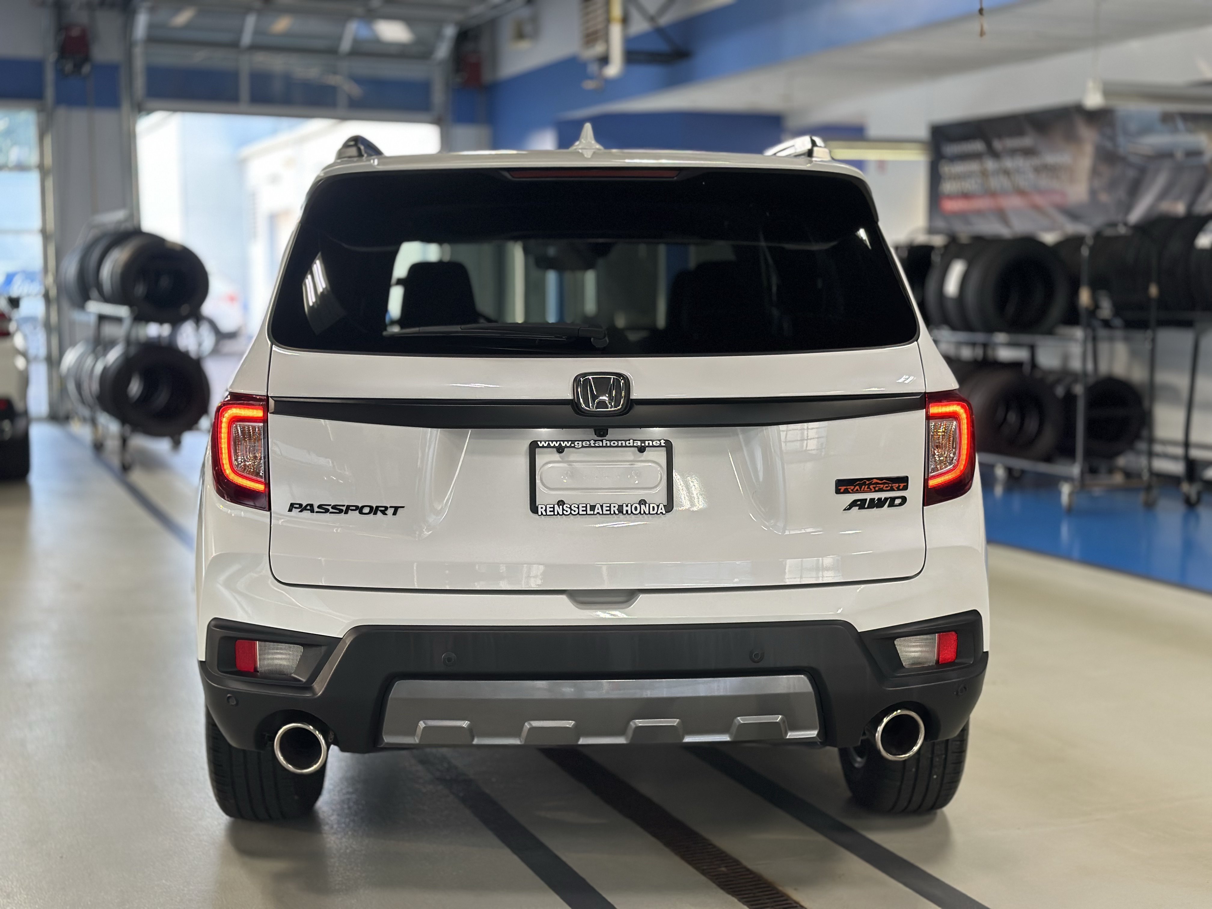 Used 2023 Honda Passport TrailSport image 5