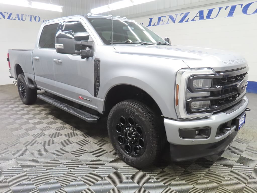 Used 2024 Ford F250 Lariat w/ Lariat Ultimate Package AWD/4WD image 3