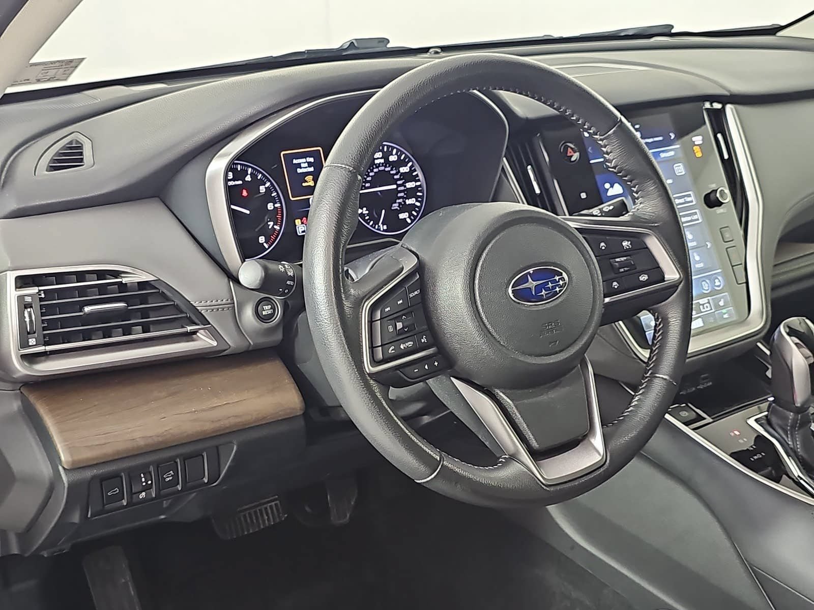 Used 2023 Subaru Outback Onyx Edition XT AWD/4WD image 16