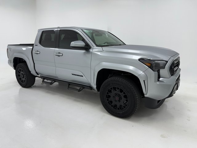 New 2026 Toyota Tacoma SR5