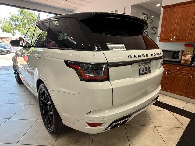 Used 2020 Land Rover Range Rover Sport SVR AWD/4WD image 5