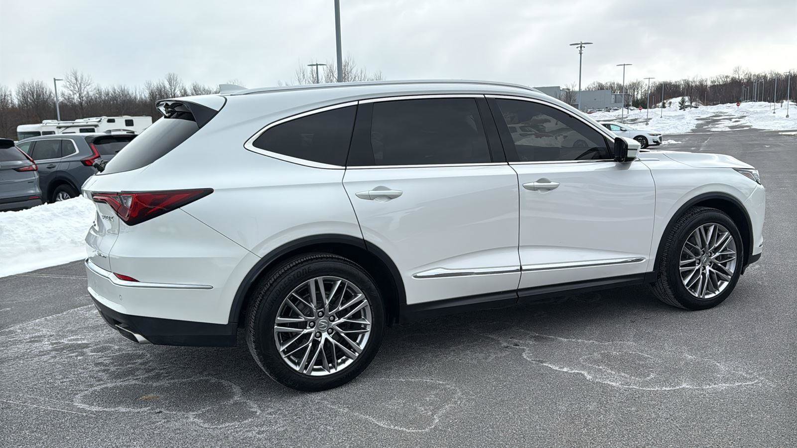 Used 2023 Acura MDX SH-AWD w/ Advance Package image 5