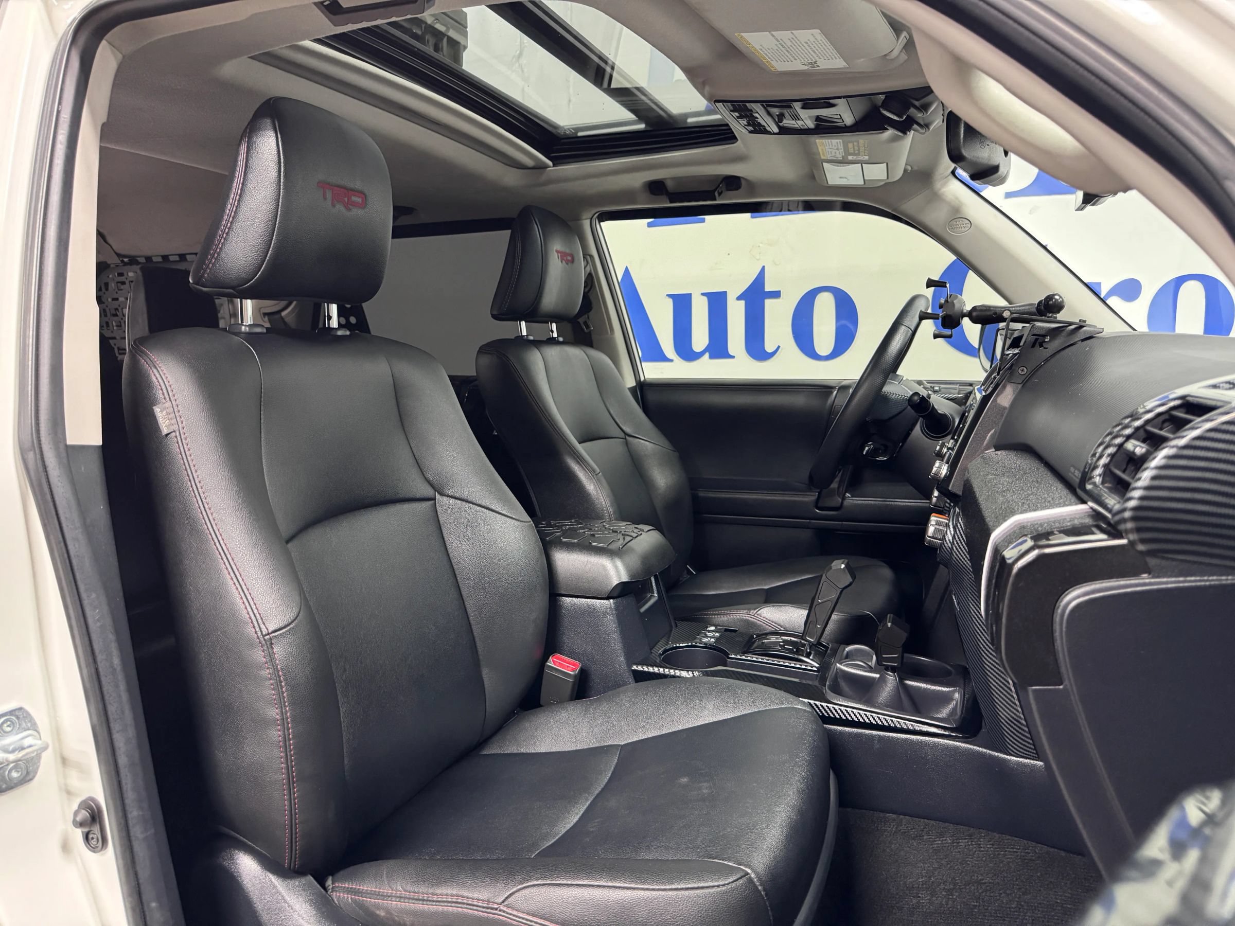 Used 2021 Toyota 4Runner TRD Off-Road Premium w/ Moonroof Package AWD/4WD image 13