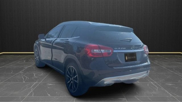 Used 2017 Mercedes-Benz GLA 250 image 4