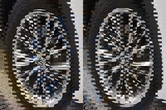 Used 2025 Lexus NX 350 Luxury image 14