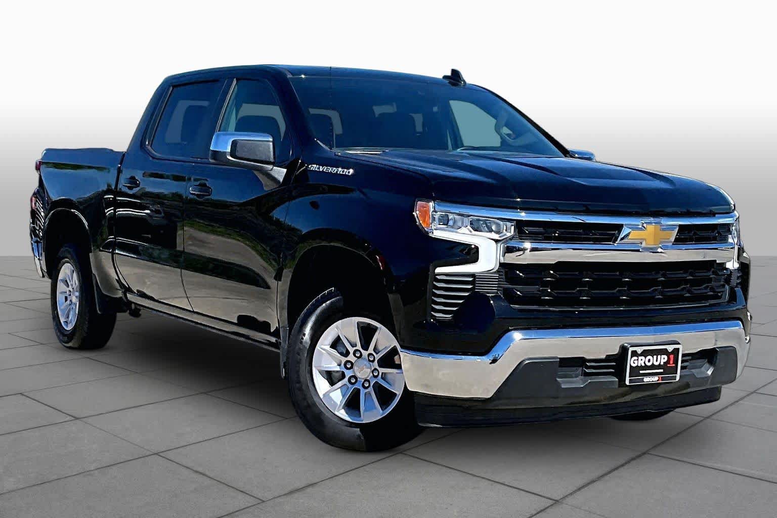 Used 2026 Chevrolet Silverado 1500 LT RWD image 3