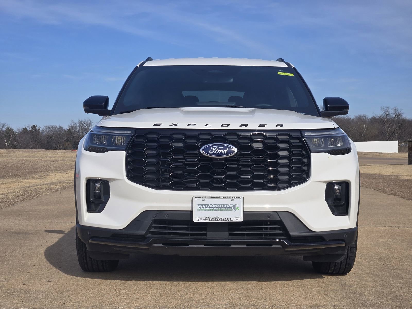 Used 2025 Ford Explorer ST-Line w/ Premium Package image 6