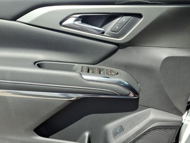 New 2026 Chevrolet Traverse LT FWD image 15