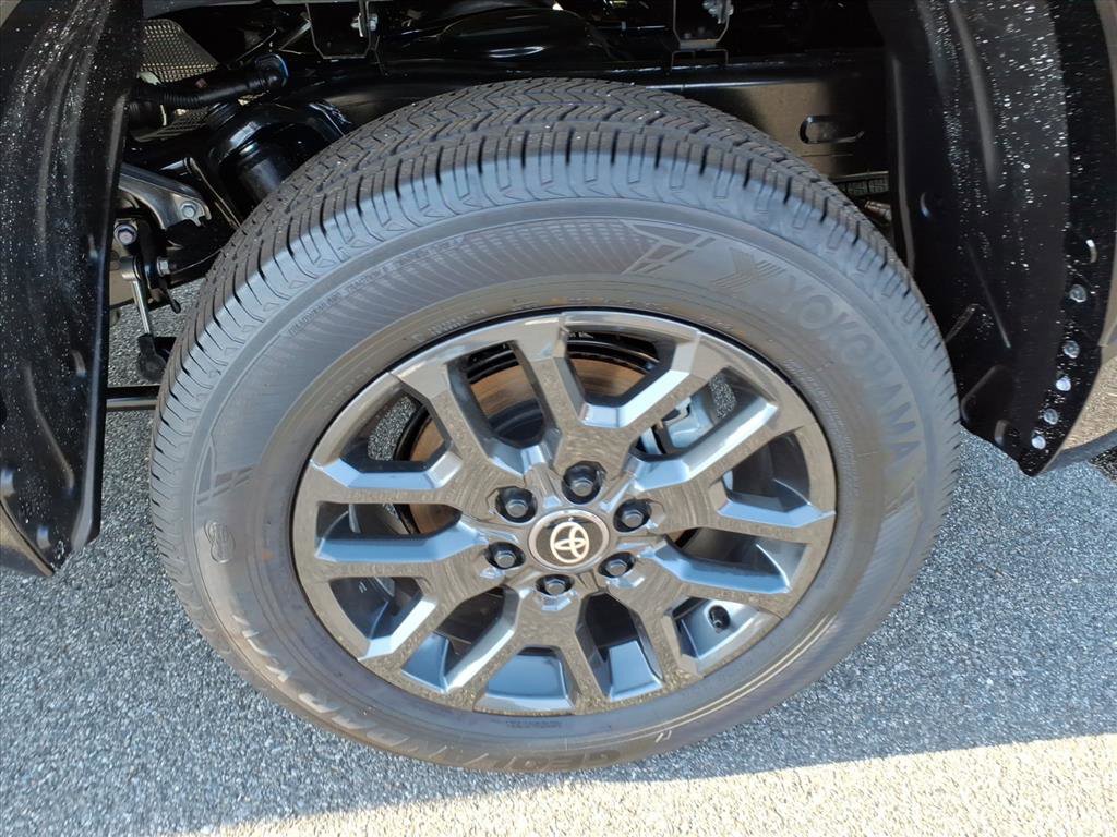 New 2026 Toyota Tundra Platinum AWD/4WD image 8