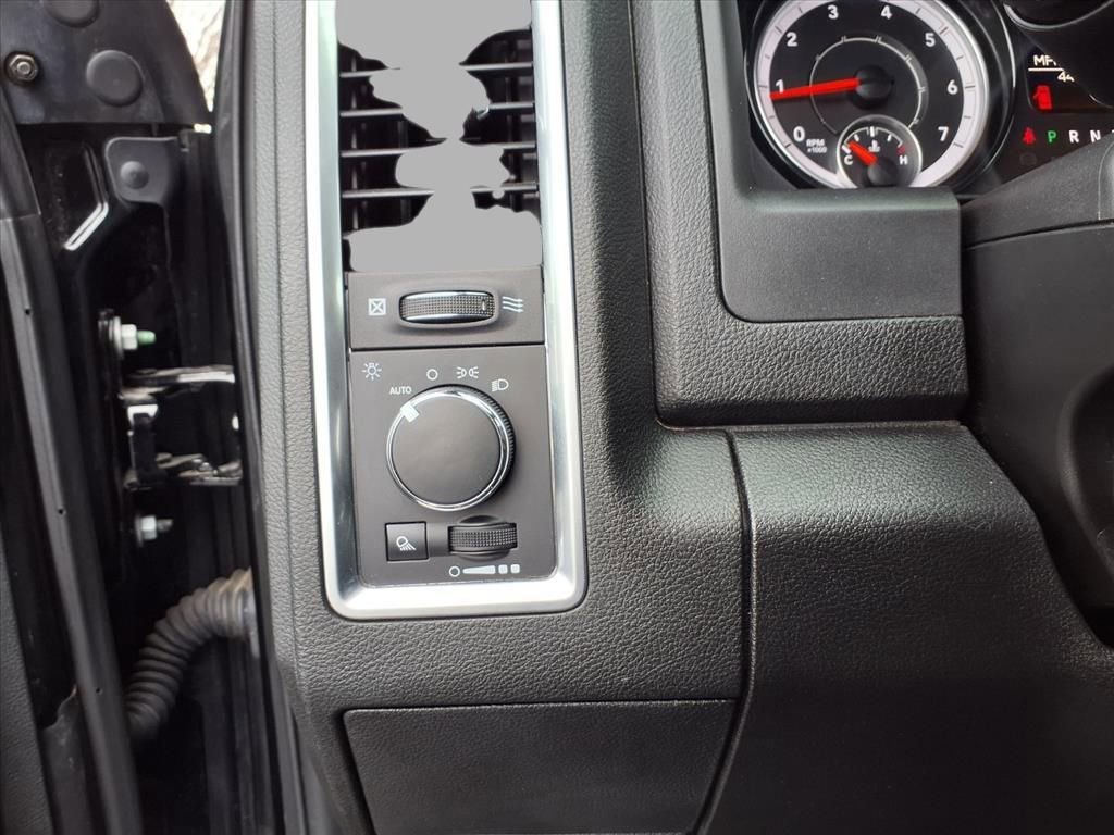 Used 2024 RAM 1500 Classic Warlock image 13