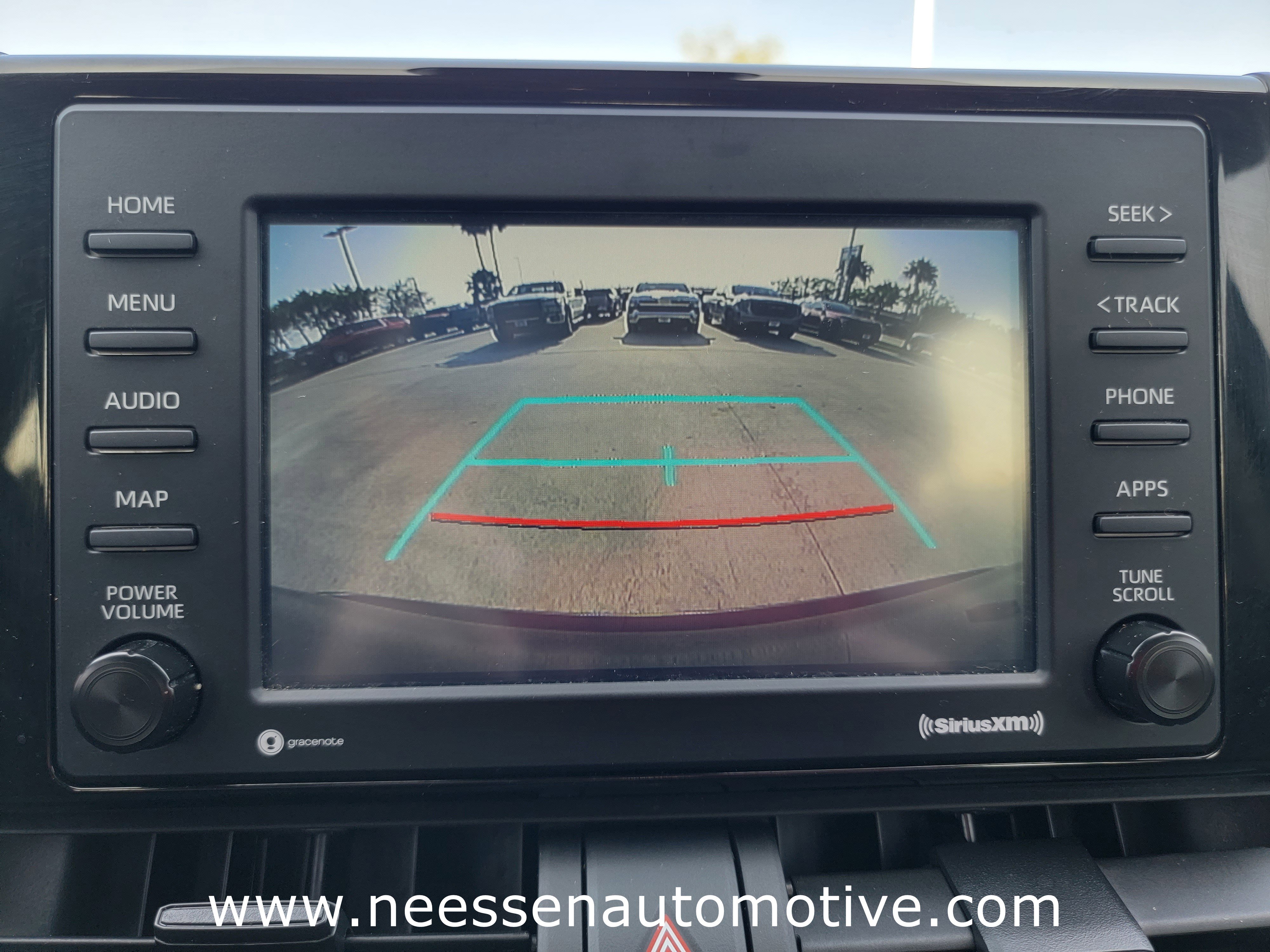 Used 2022 Toyota RAV4 XLE image 24