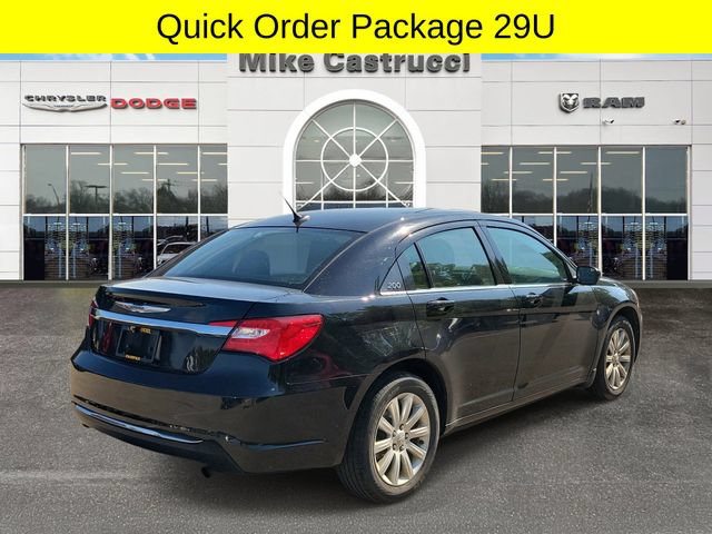 Used 2013 Chrysler 200 Touring FWD image 4